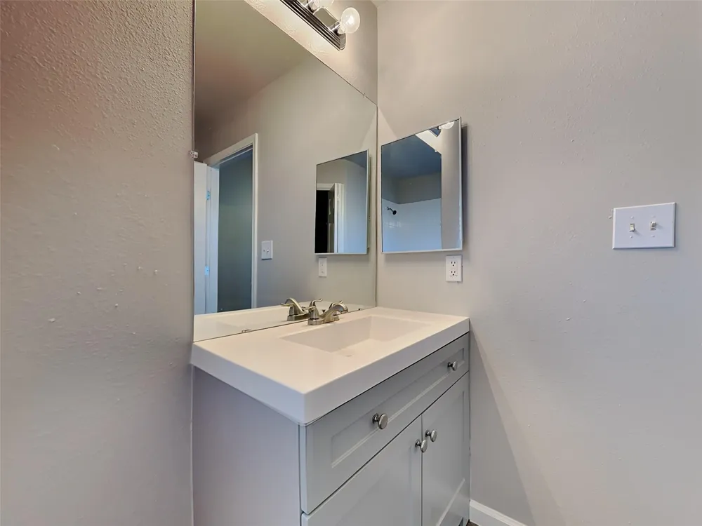4631 Croker Ridge Road Houston, TX 77053