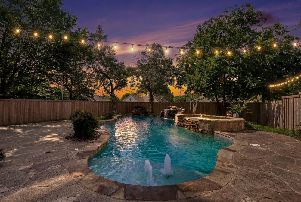 2405 Highgate Drive McKinney, TX 75070