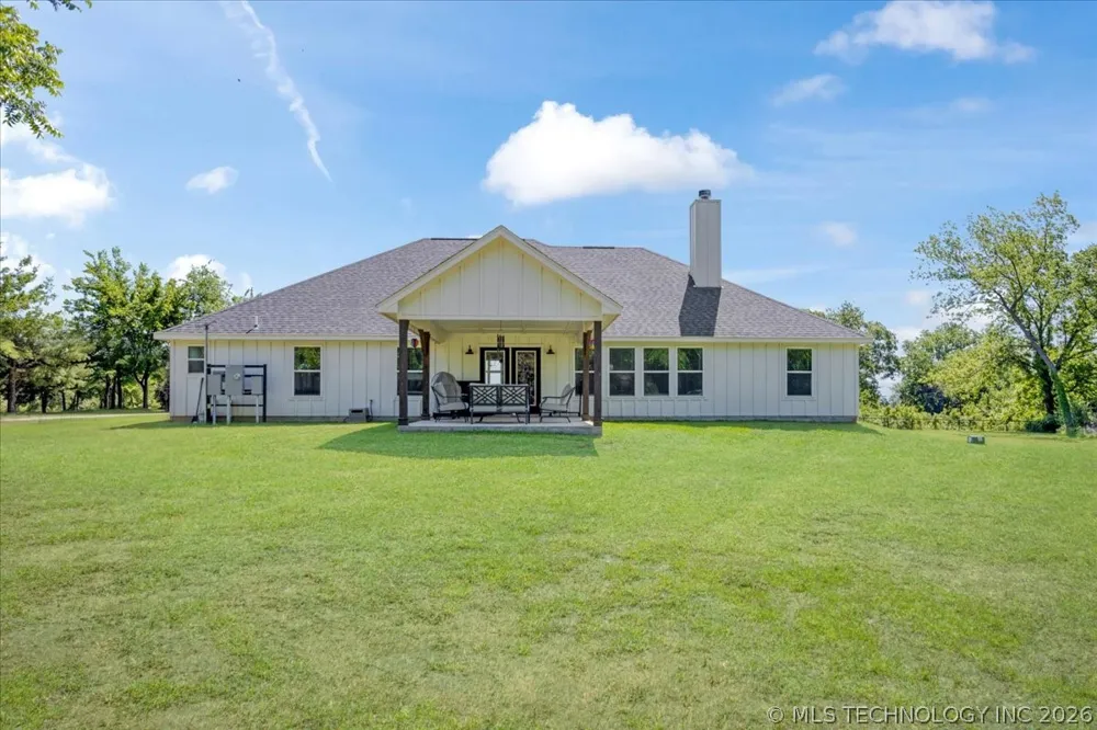 17957 Bridgeview Road Madill, OK 73446