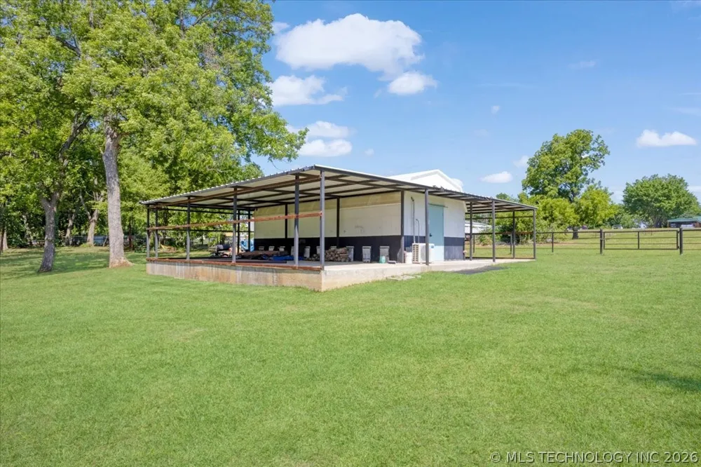 17957 Bridgeview Road Madill, OK 73446