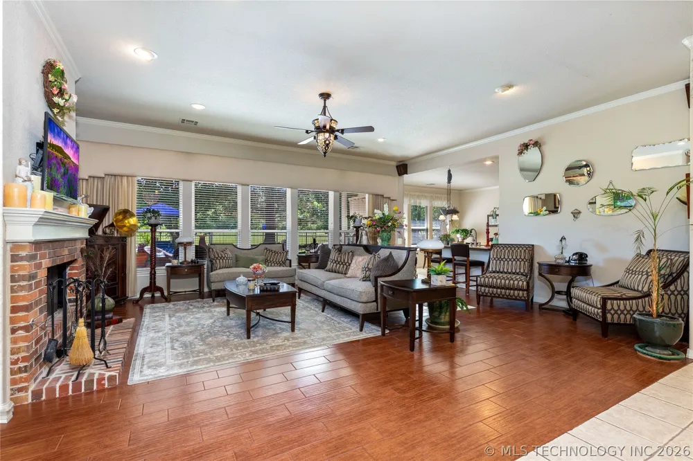 5080 Lake Breeze Road Grove, OK 74344