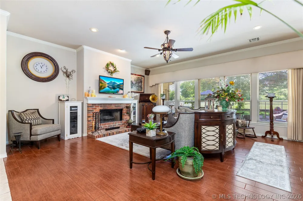 5080 Lake Breeze Road Grove, OK 74344
