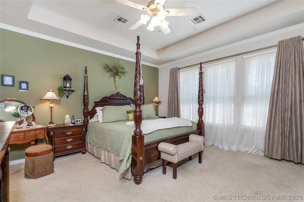 5080 Lake Breeze Road Grove, OK 74344