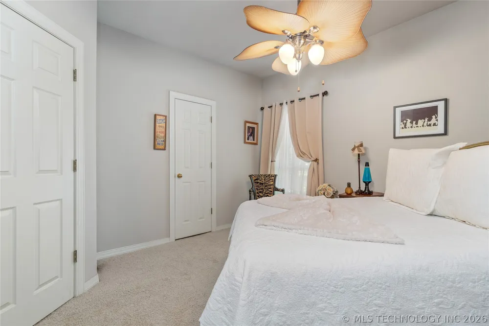 5080 Lake Breeze Road Grove, OK 74344