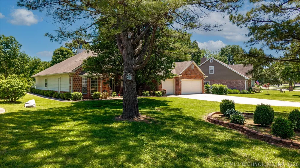 5080 Lake Breeze Road Grove, OK 74344