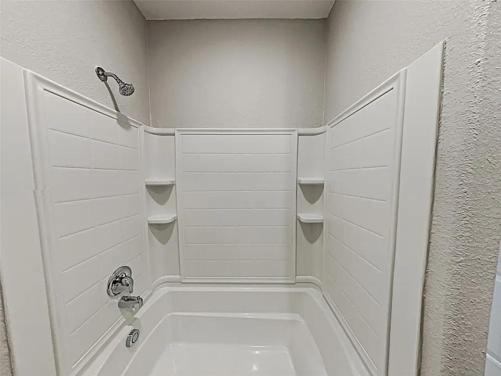 900 Walls Boulevard Crowley, TX 76036