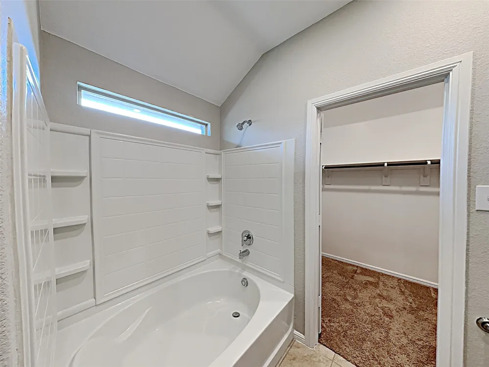 900 Walls Boulevard Crowley, TX 76036
