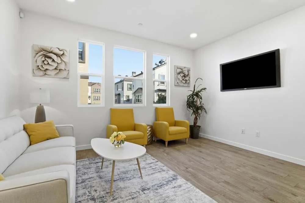 876 Garden Street Milpitas, CA 95035