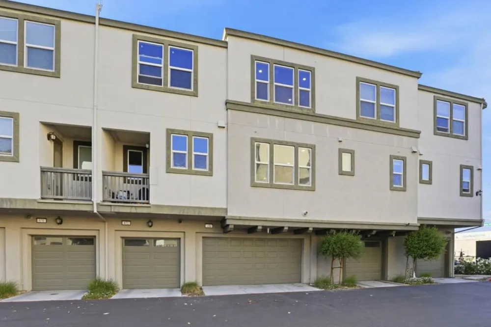 876 Garden Street Milpitas, CA 95035