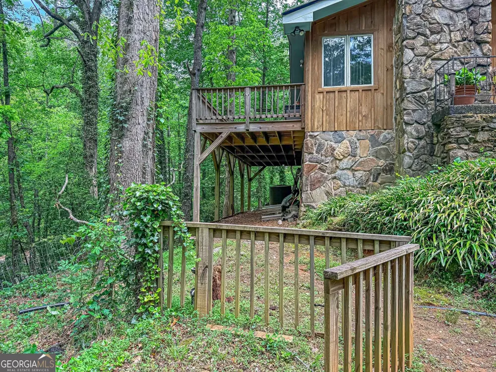 407 Hillside DR Clayton, GA 30525