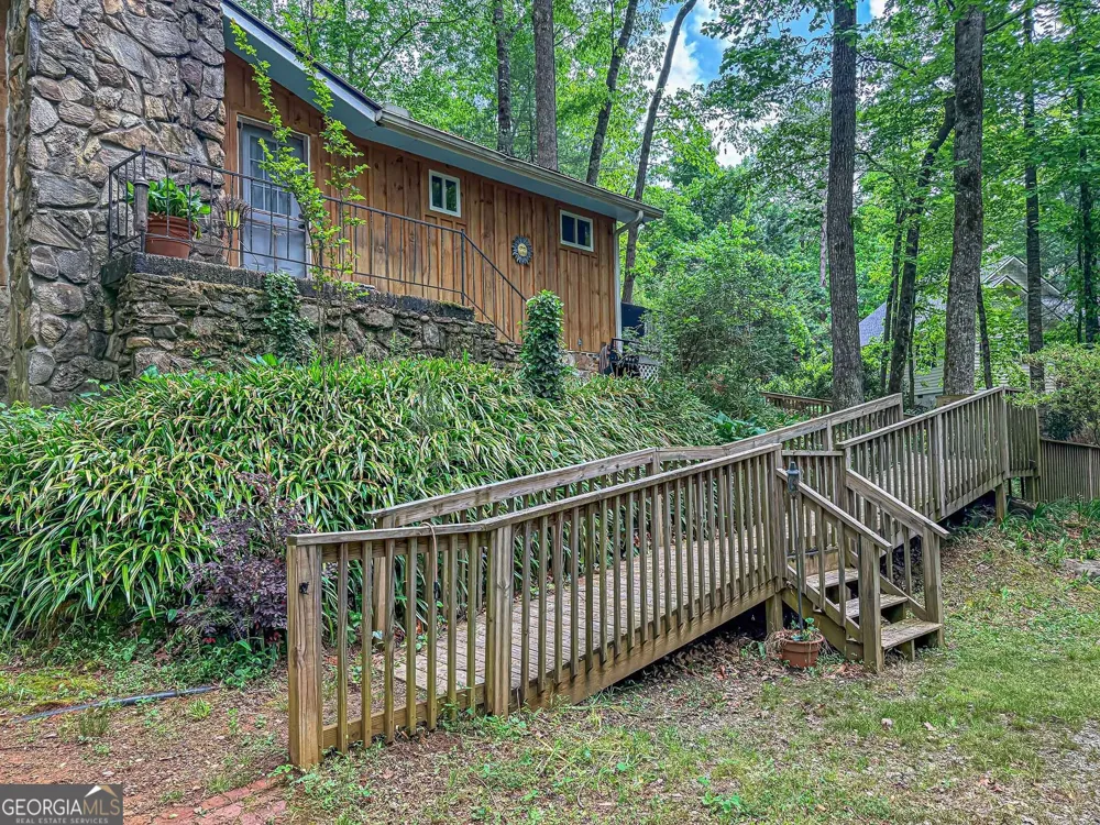407 Hillside DR Clayton, GA 30525