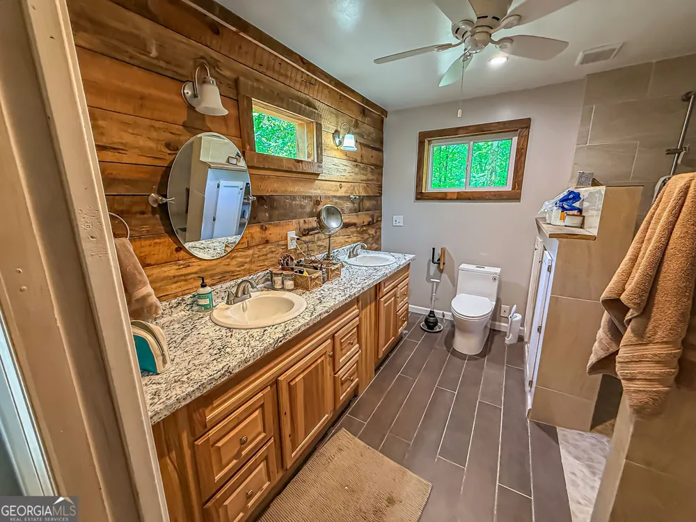 407 Hillside DR Clayton, GA 30525