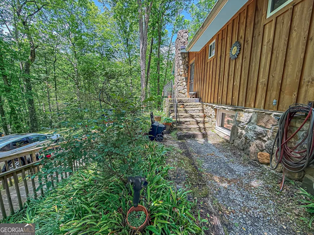 407 Hillside DR Clayton, GA 30525