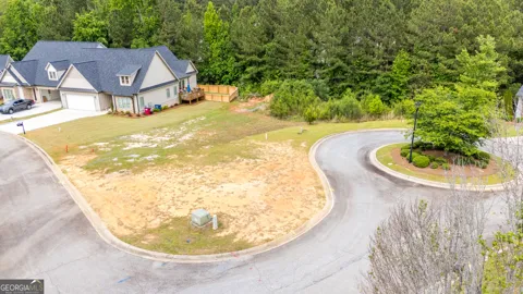 430 Leamington LN