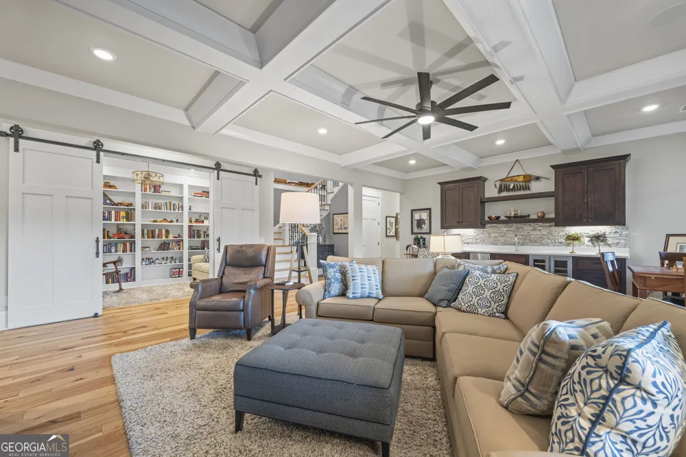 1634 Currahee Club DR Toccoa, GA 30577