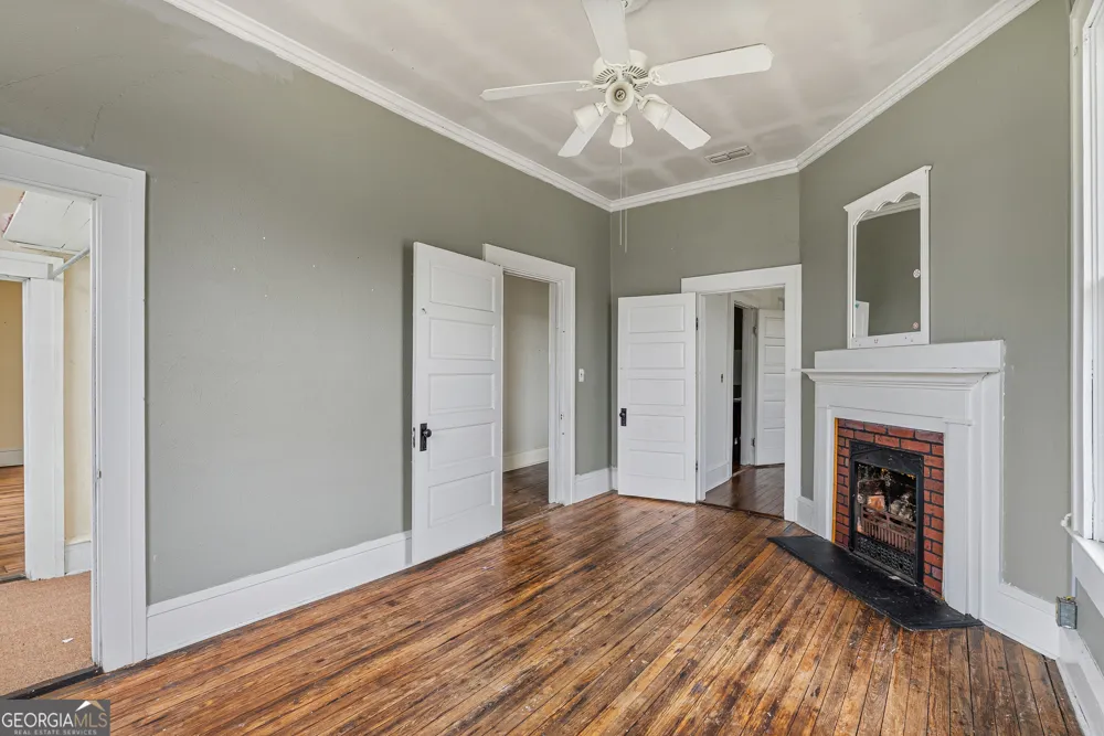 158 Hand AVE W Pelham, GA 31779