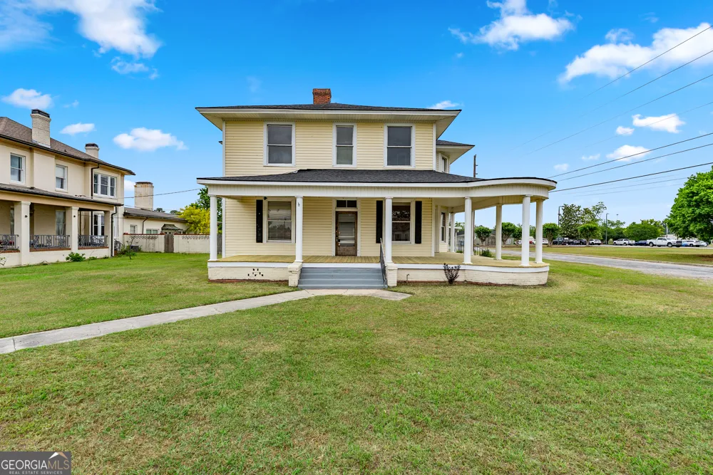 158 Hand AVE W Pelham, GA 31779