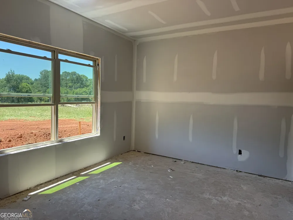 355 Merrybrook RD Williamson, GA 30292