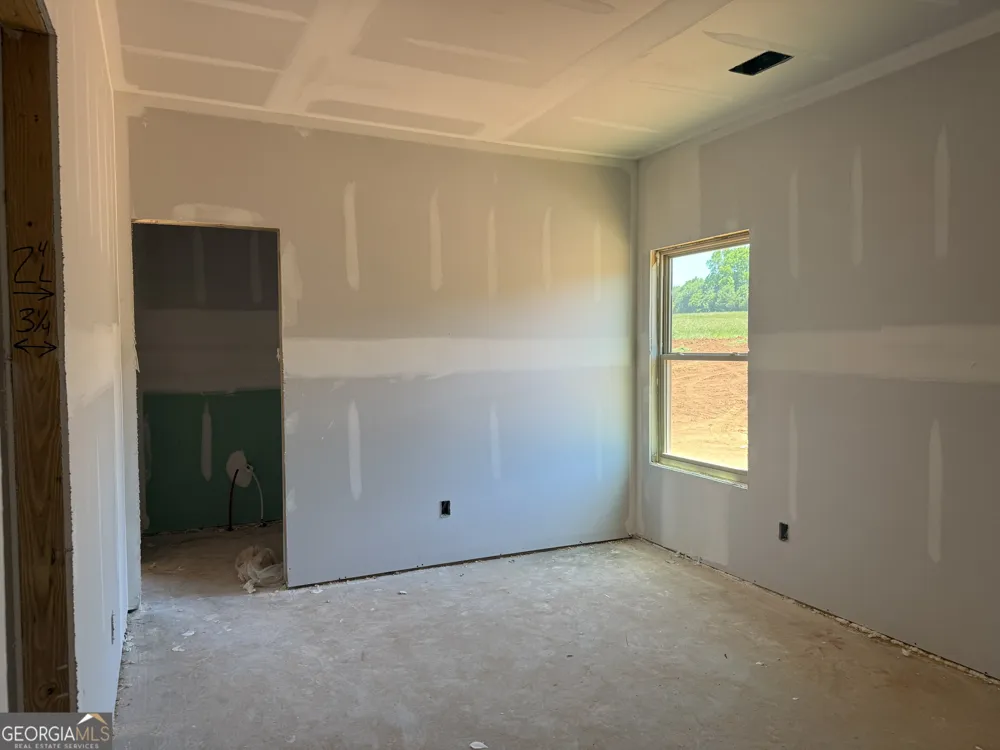 355 Merrybrook RD Williamson, GA 30292