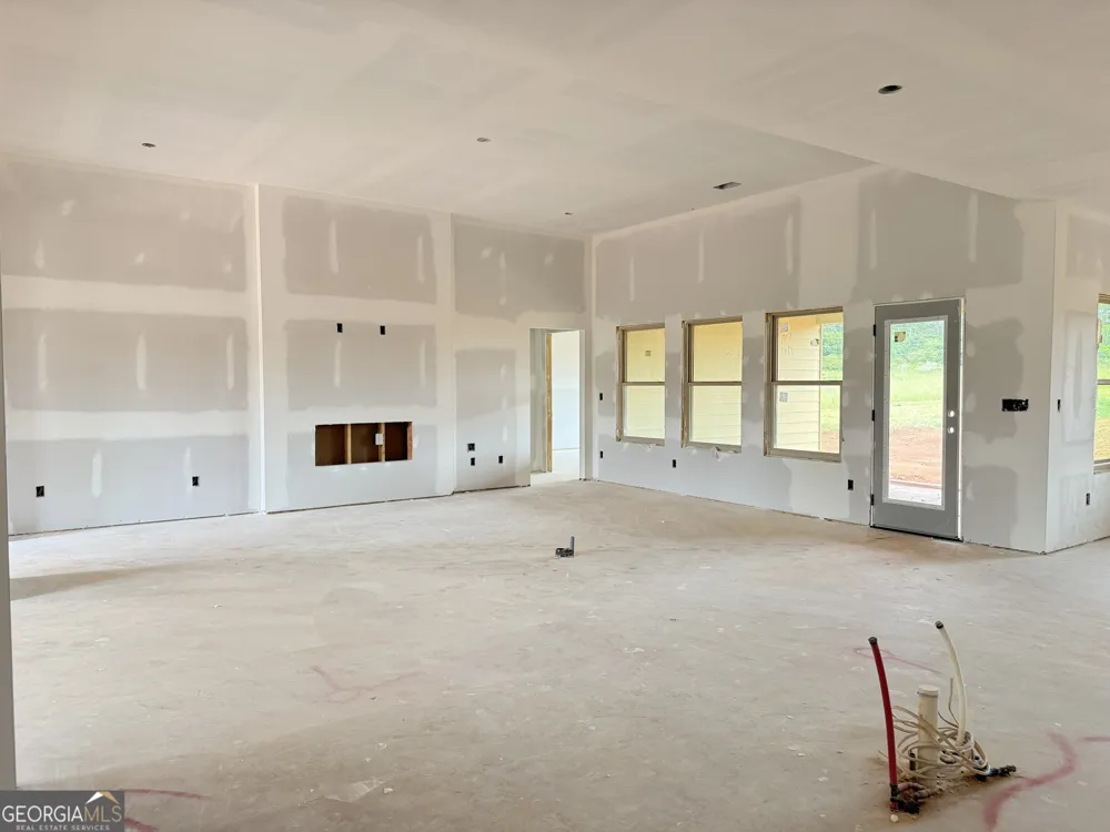 355 Merrybrook RD Williamson, GA 30292