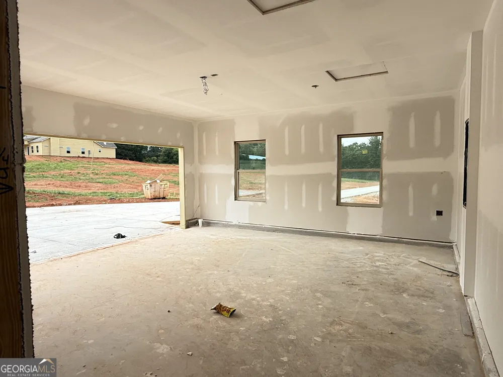 355 Merrybrook RD Williamson, GA 30292