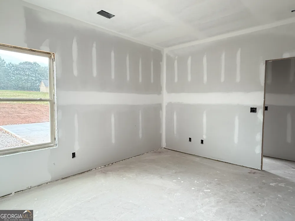 355 Merrybrook RD Williamson, GA 30292