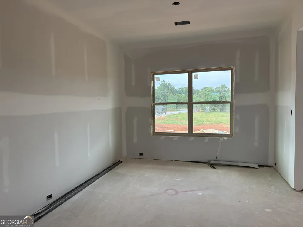 355 Merrybrook RD Williamson, GA 30292
