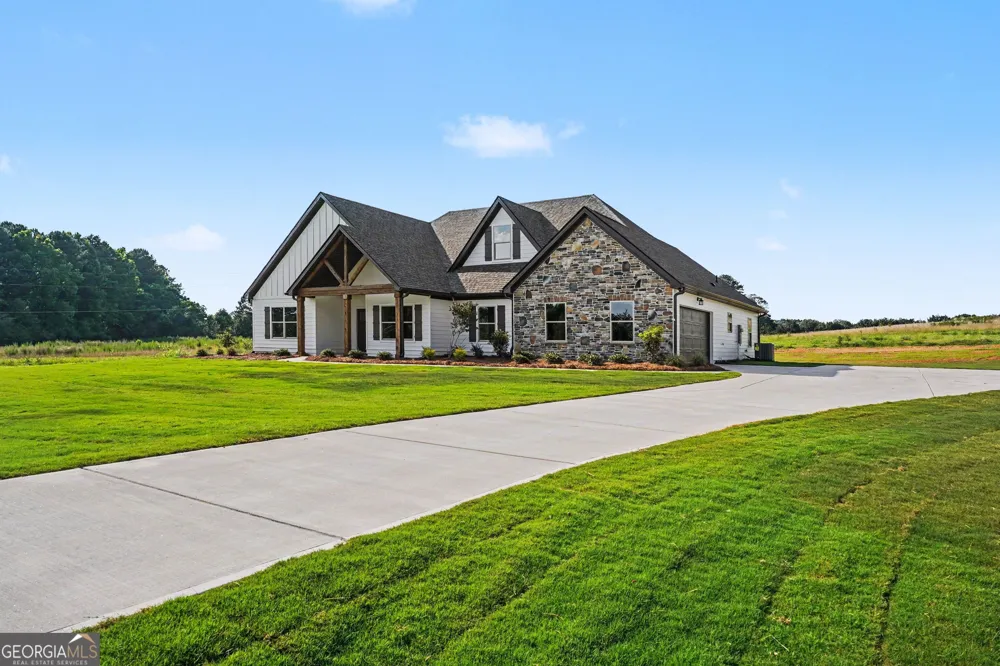 355 Merrybrook RD Williamson, GA 30292