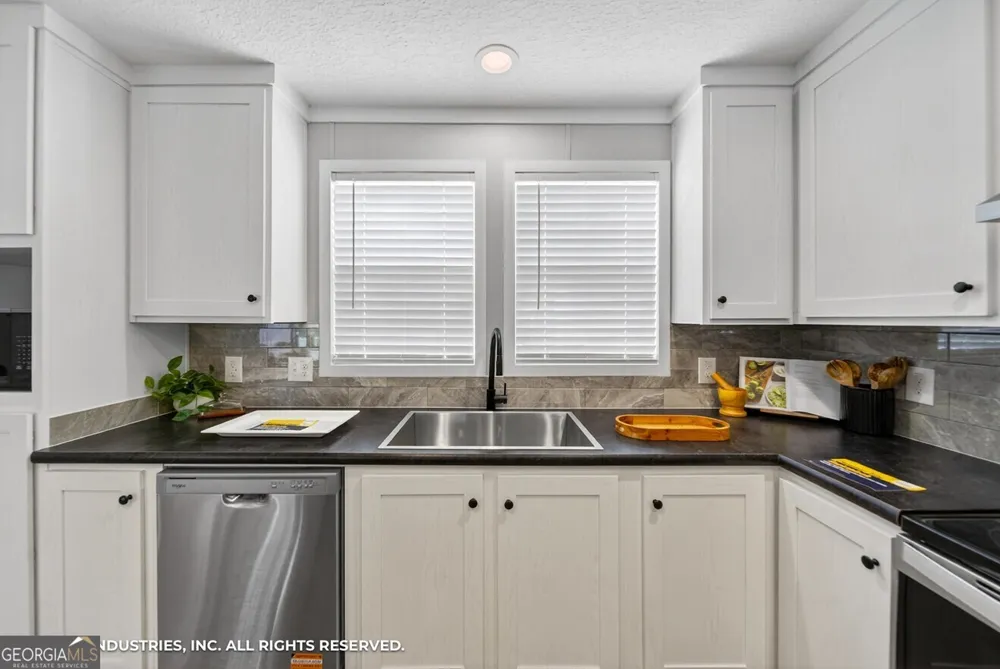 292 Thomas DR Eatonton, GA 31024