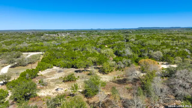 713 Lake Forest Rd. Pipe Creek, TX 78063