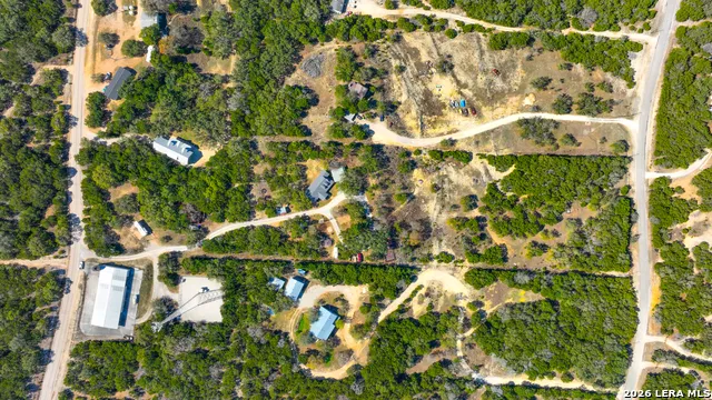 713 Lake Forest Rd. Pipe Creek, TX 78063