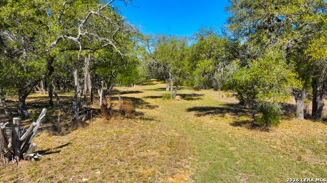 713 Lake Forest Rd. Pipe Creek, TX 78063