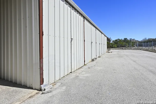 713 Lake Forest Rd. Pipe Creek, TX 78063