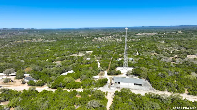 713 Lake Forest Rd. Pipe Creek, TX 78063