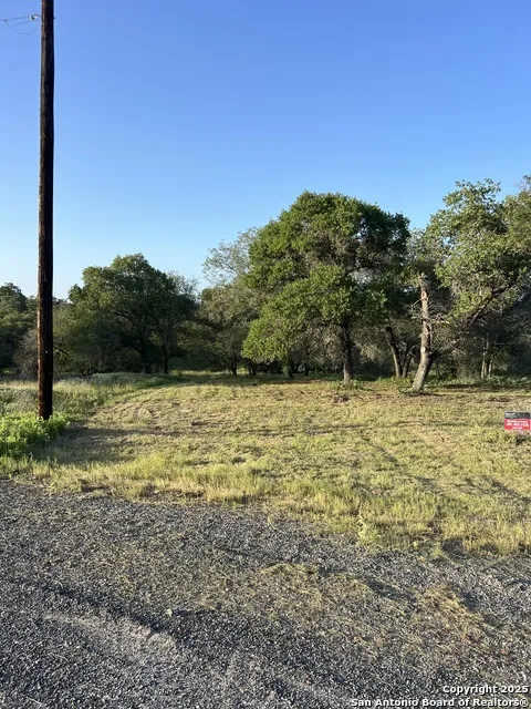 108 Timber La Vernia, TX 78121