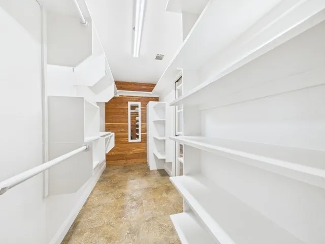 15460 County Road 434 Lindale, TX 75771