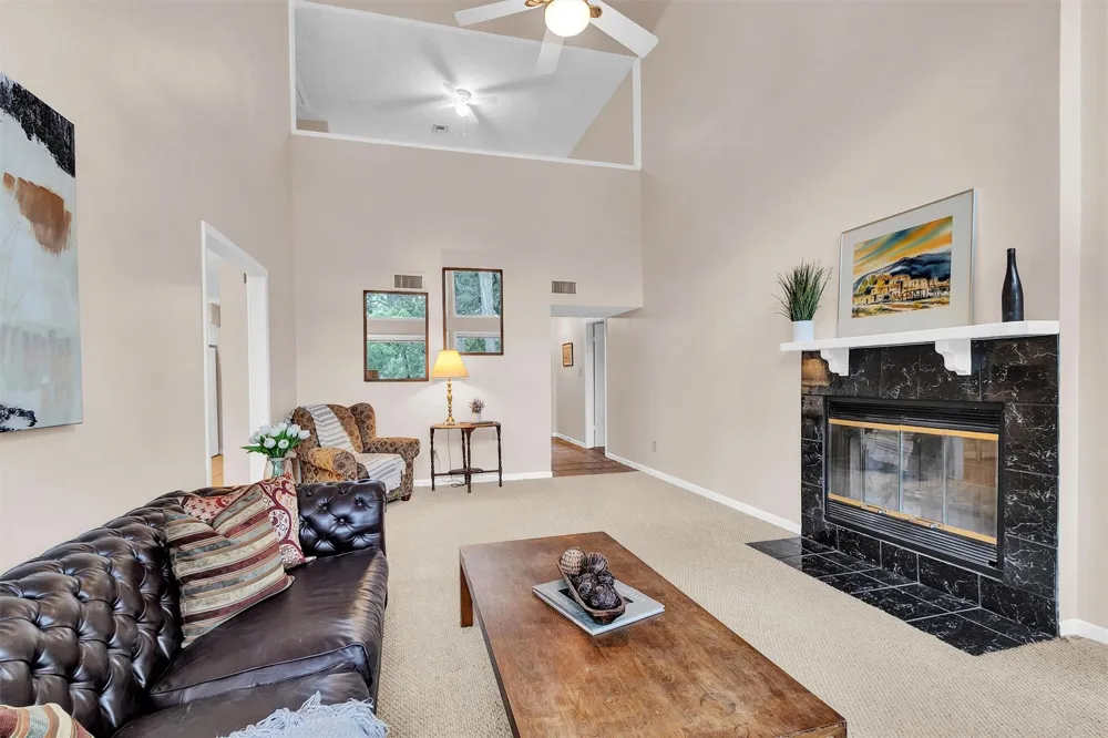 105 Seminole Drive New Ulm, TX 78950