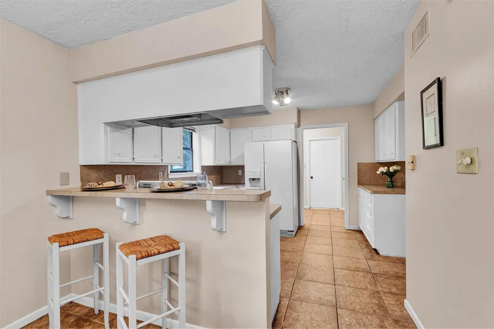 105 Seminole Drive New Ulm, TX 78950