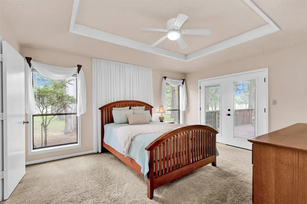 105 Seminole Drive New Ulm, TX 78950