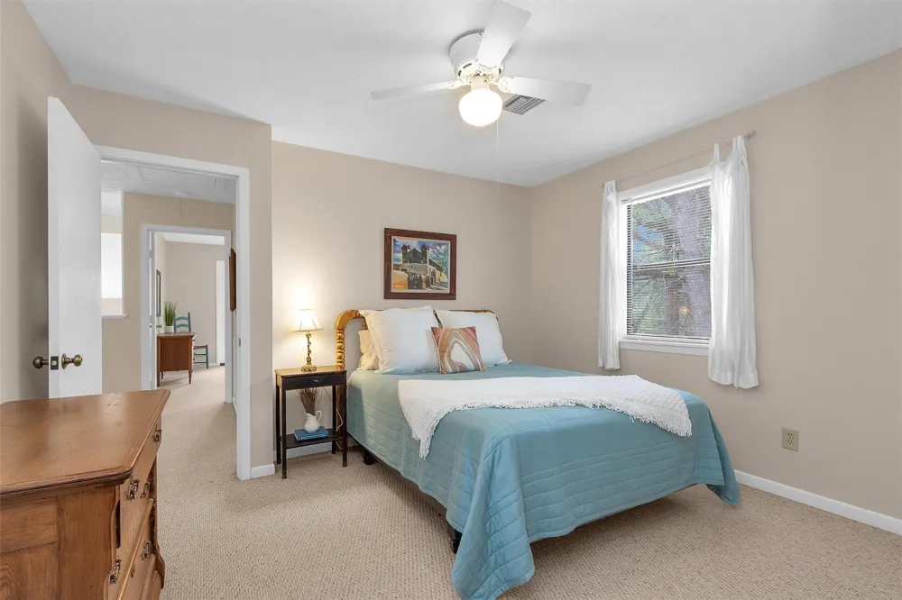 105 Seminole Drive New Ulm, TX 78950