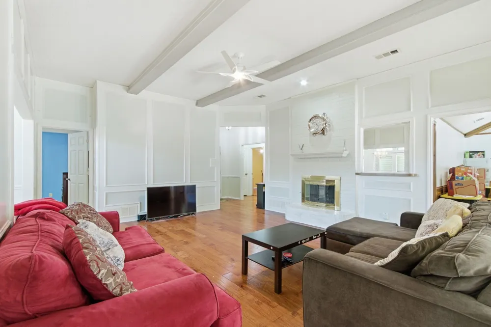 638 Park Lane Highland Village, TX 75077