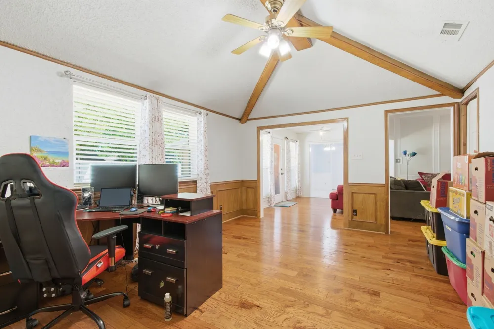638 Park Lane Highland Village, TX 75077