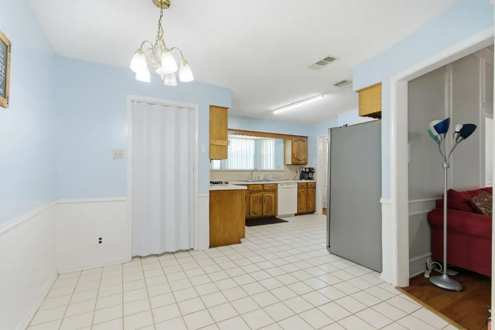 638 Park Lane Highland Village, TX 75077