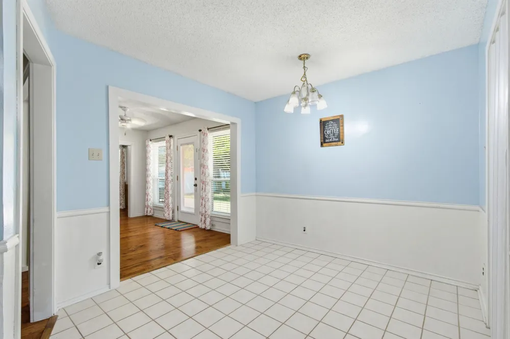 638 Park Lane Highland Village, TX 75077