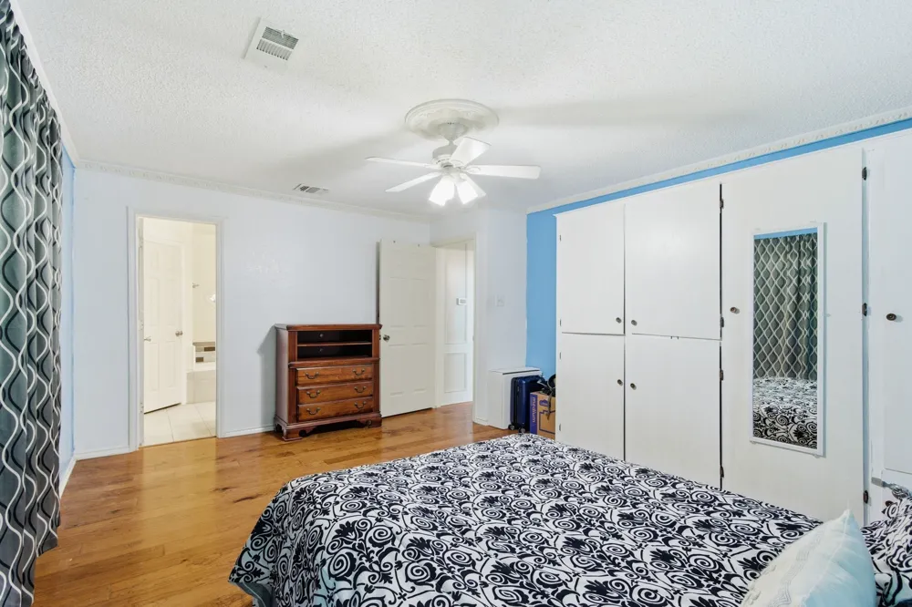 638 Park Lane Highland Village, TX 75077