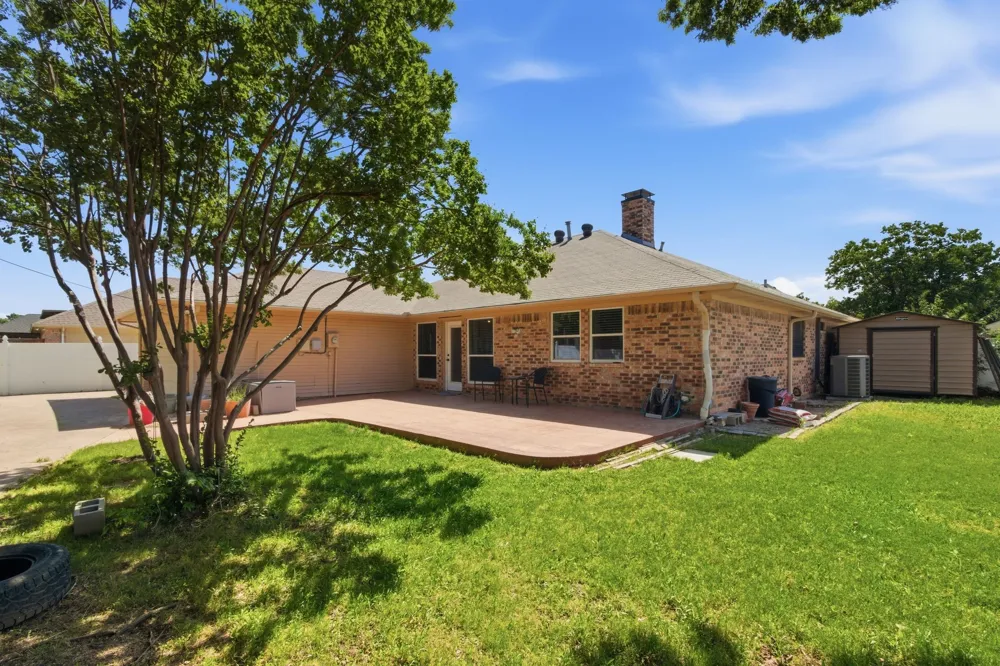 638 Park Lane Highland Village, TX 75077