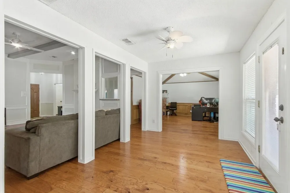 638 Park Lane Highland Village, TX 75077