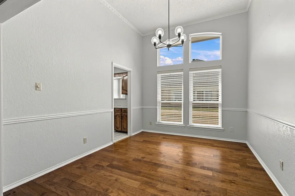 638 Park Lane Highland Village, TX 75077