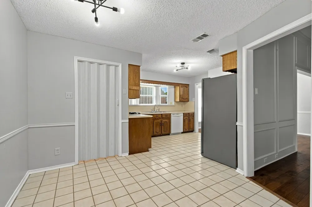 638 Park Lane Highland Village, TX 75077