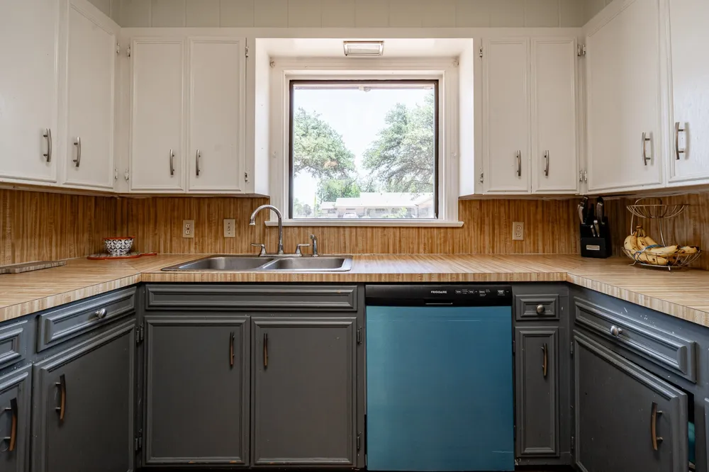 514 W Lake Drive Hamlin, TX 79520